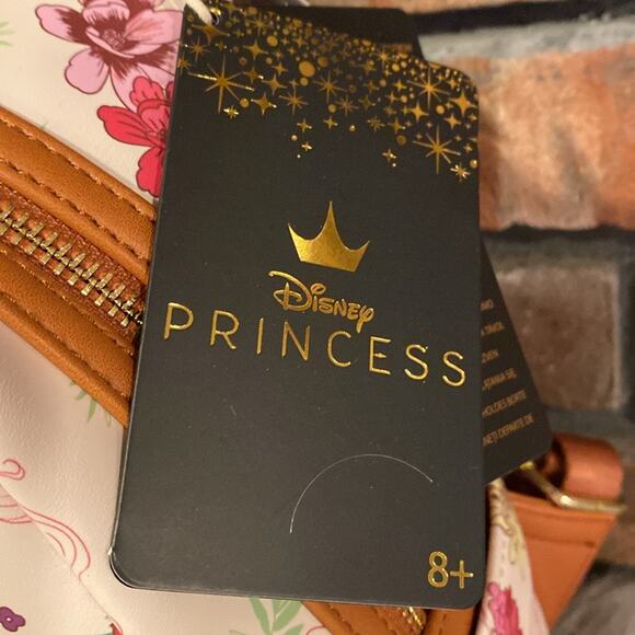 BNWT LOUNGEFLY DISNEY Princess Floral Backpack main image 5